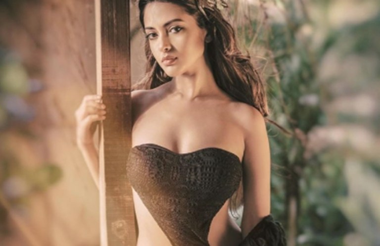 riya-sen-1